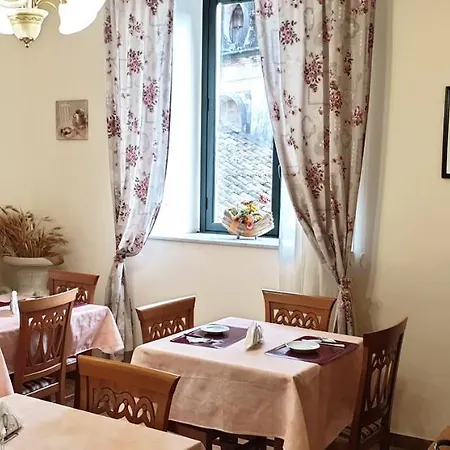 Rs San Sebastiano Holidays Frühstückspension Acireale