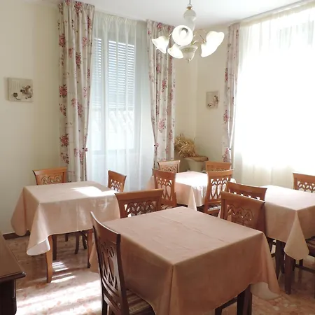 Rs San Sebastiano Holidays Ачиреале